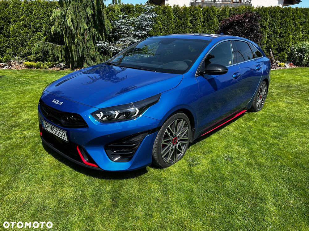 Kia ProCeed - 1