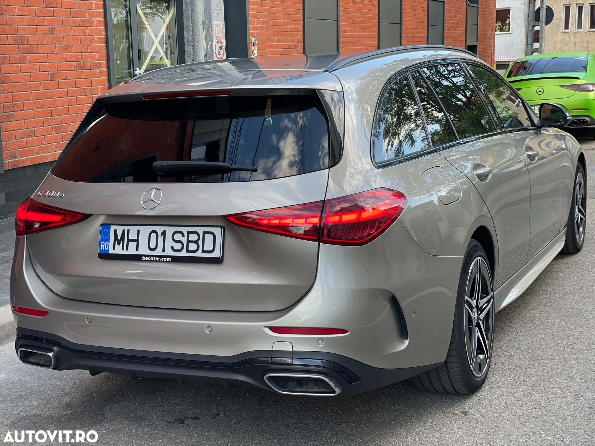 Mercedes-Benz C 300 e 9G-TRONIC AMG Line - 10