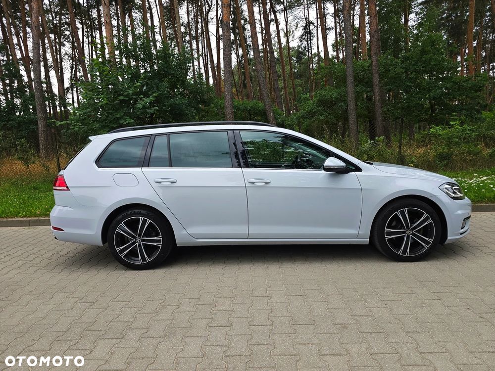 Volkswagen Golf 1.5 TSI ACT OPF DSG Highline - 4