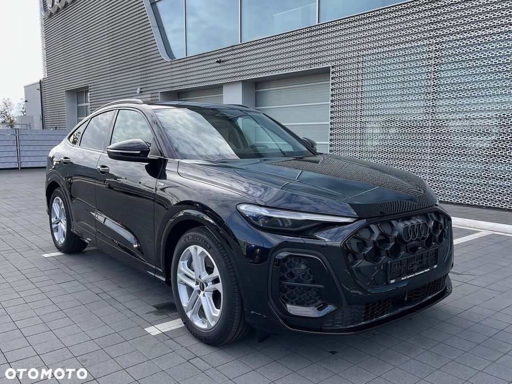 Audi Q5 Sportback - 9
