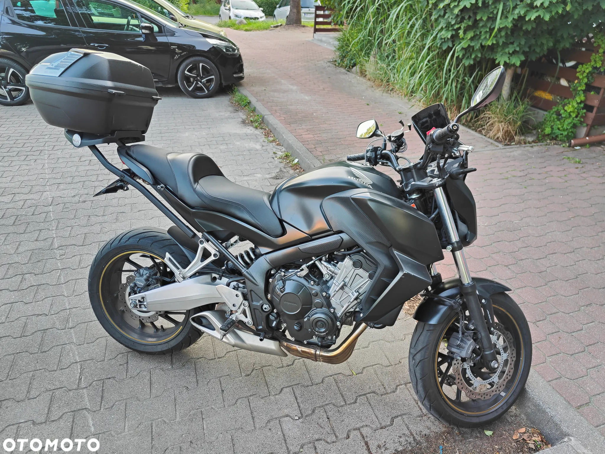 Honda CBF - 2