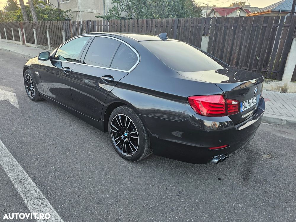 BMW Seria 5 525d Touring Sport-Aut. Luxury Line - 14