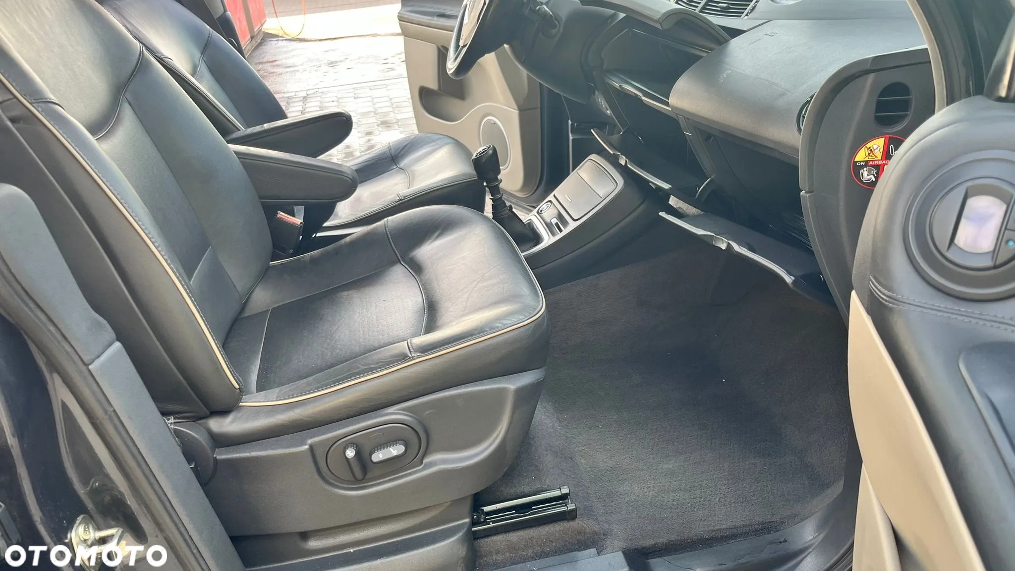 Renault Grand Espace 2.0 Navitech - 11