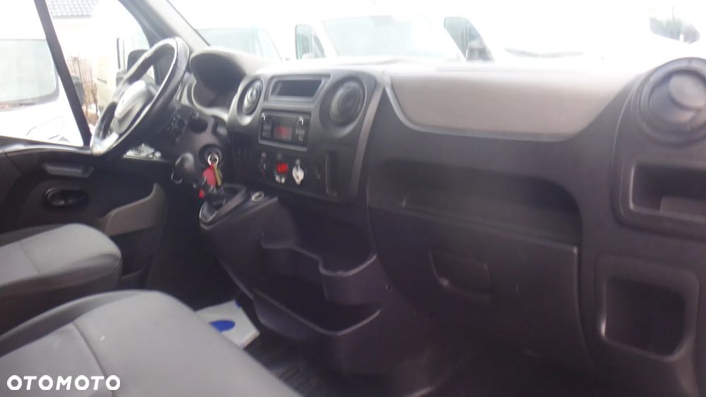 Renault Master - 11