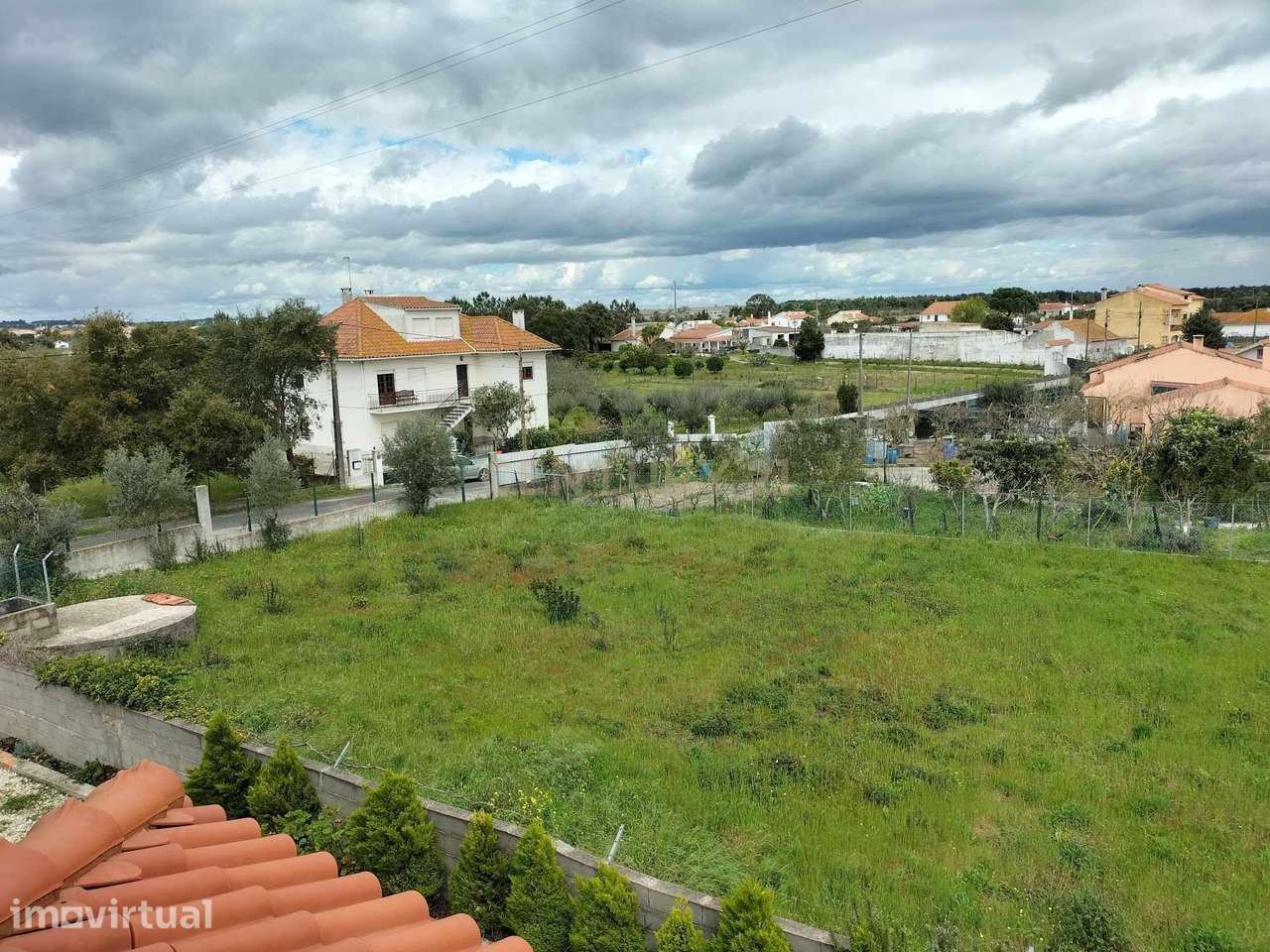 Terreno urbano com 1170 m2 em Vale da Pedra, Cartaxo - Grande imagem: 3/9