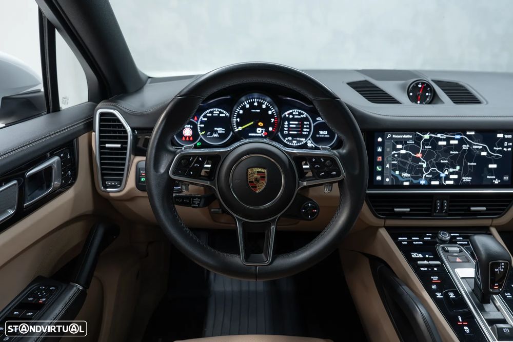 Porsche Cayenne Coupé E-Hybrid - 24