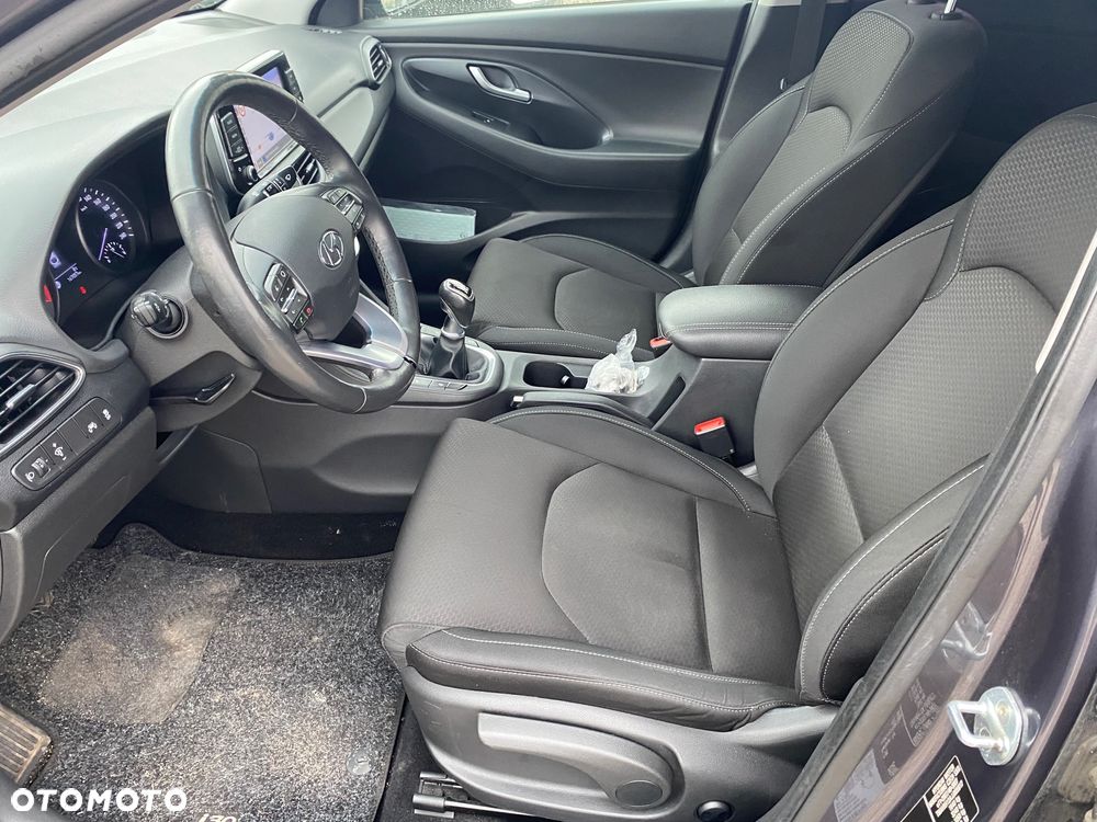Hyundai i30 N Fastback 1.4 T-GDI Line - 19