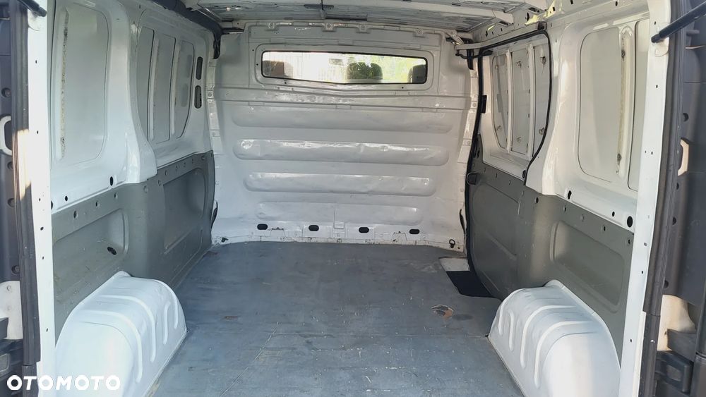 Opel Vivaro - 7