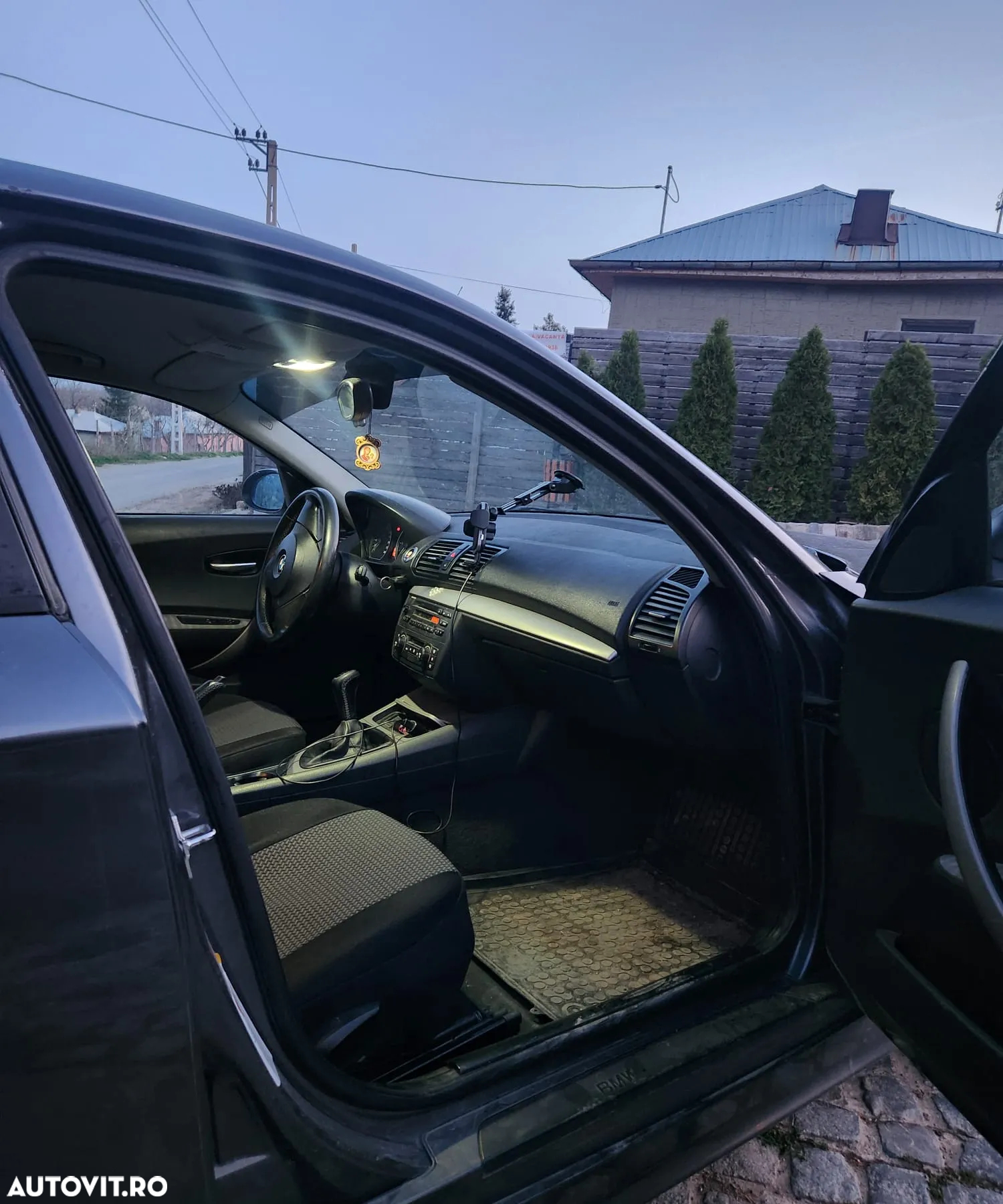 BMW Seria 1 118d - 6
