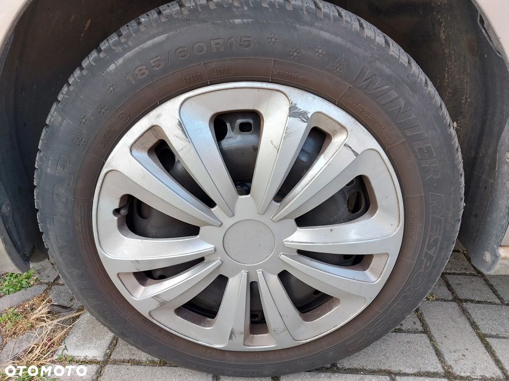 Volkswagen Polo - 28