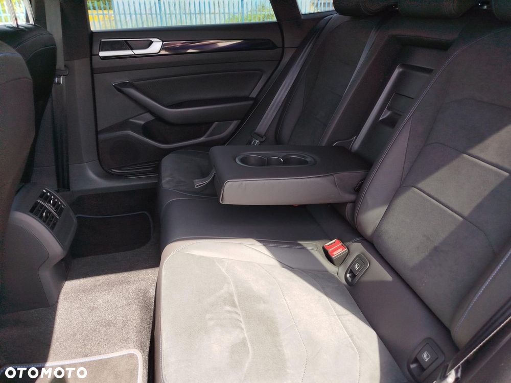 Volkswagen Arteon 2.0 TSI 4Motion R DSG - 10
