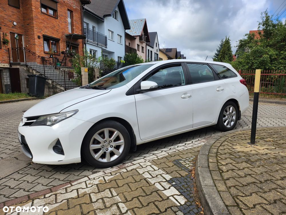 Toyota Auris - 3