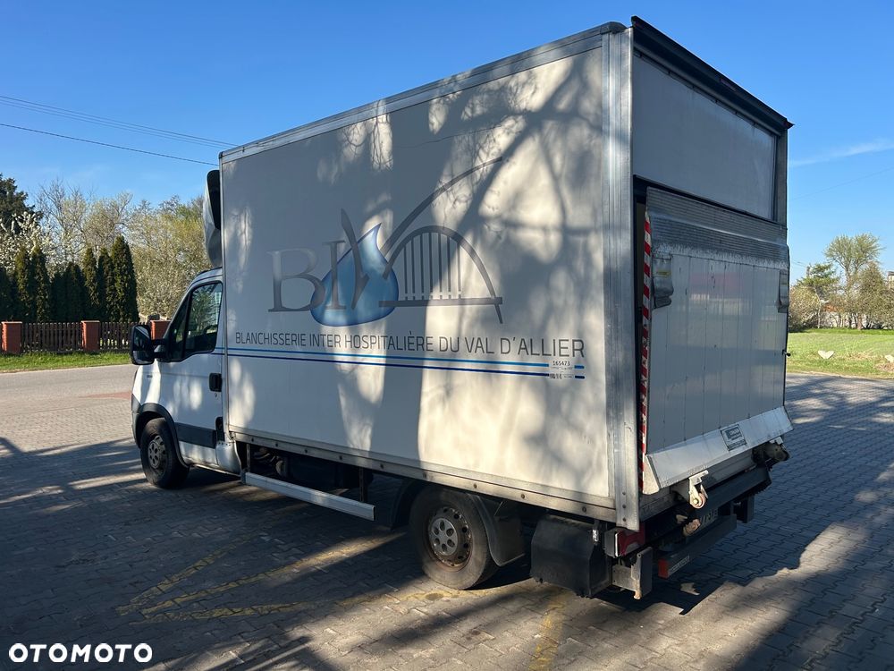 Iveco Kontener winda - 4