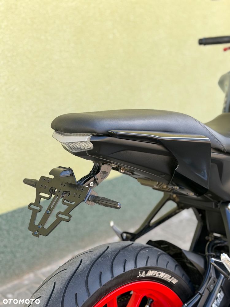 Yamaha MT - 11