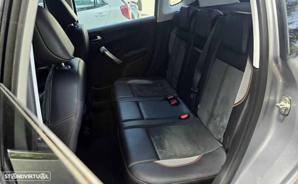 Peugeot 2008 e-HDi FAP 92 STOP & START Allure - 16