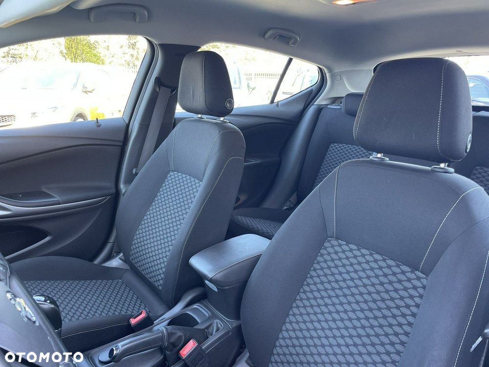 Opel Astra 1.4 T GPF Enjoy - 11