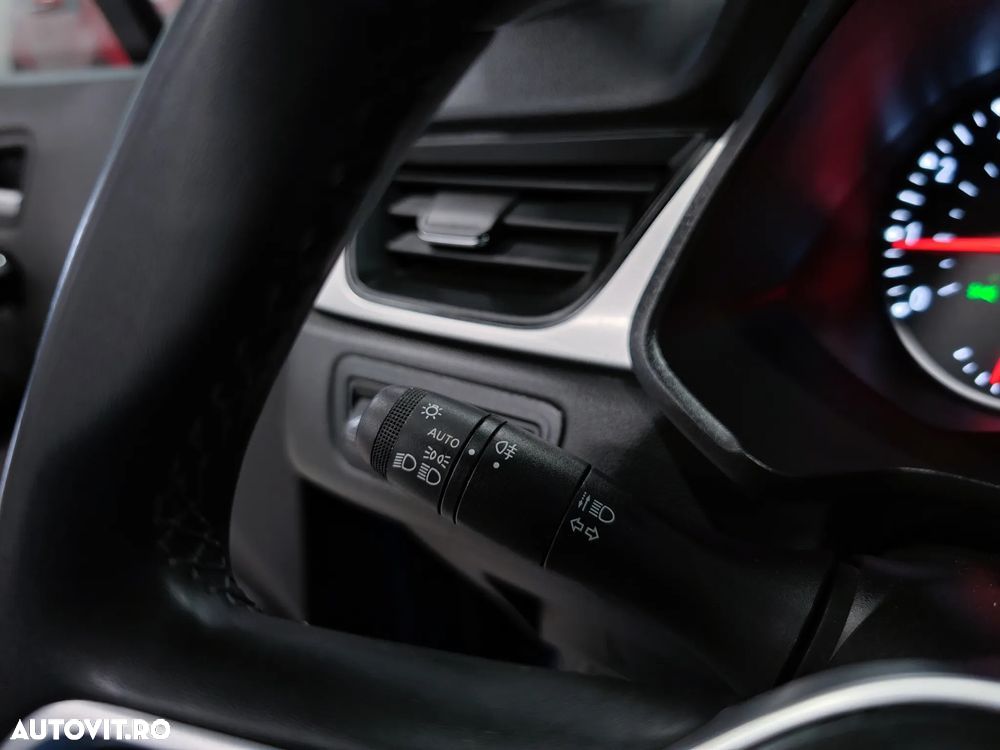 Renault Captur TCe 90 Zen - 17