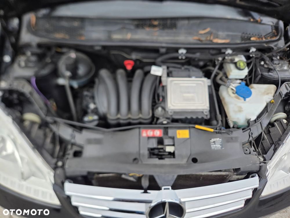 Mercedes-Benz Klasa A 160 BlueEFFICIENCY Elegance - 18