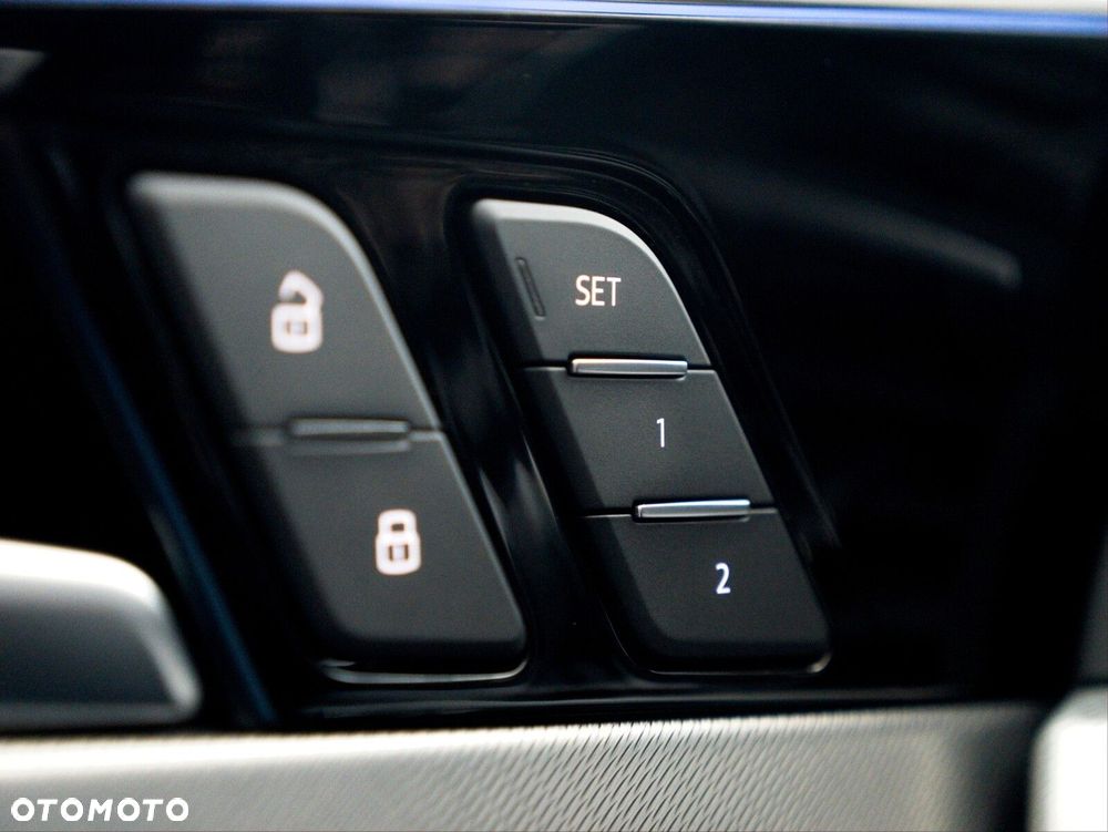 Audi A4 Allroad - 31