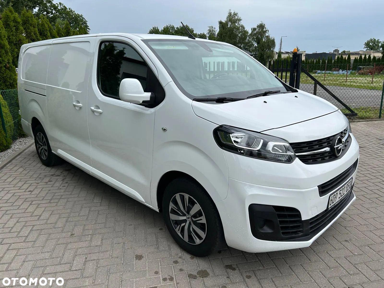 Opel Vivaro - 9