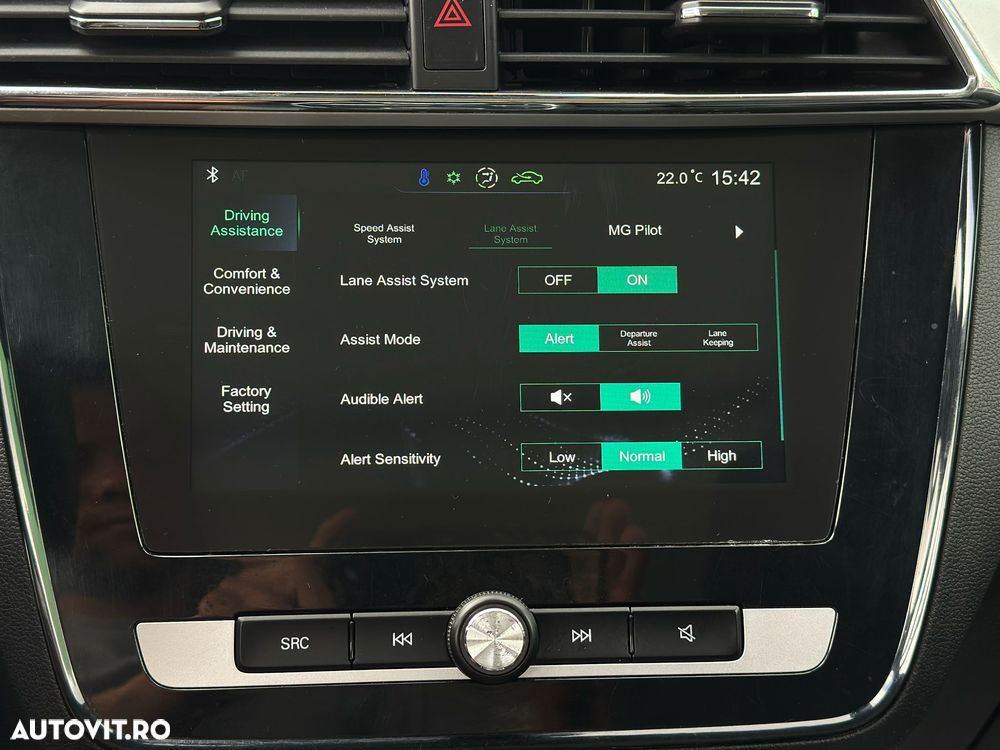 MG ZS EV Luxury - 24