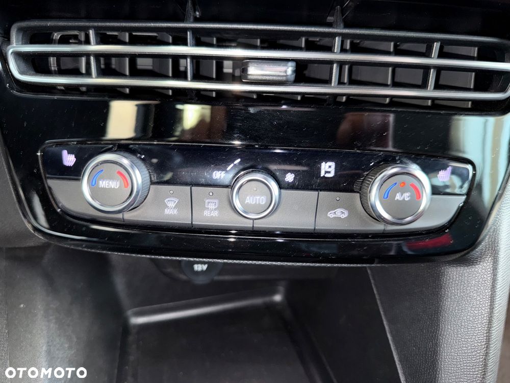 Opel Mokka 1.2 T GS Line Plus S&S - 32