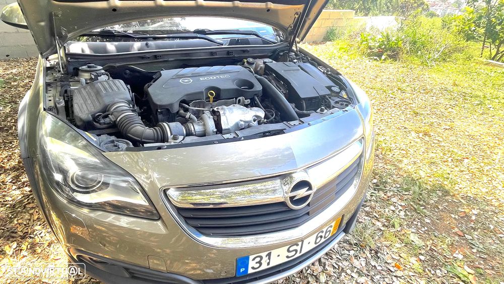 Opel Insignia Country Tourer 2.0 CDTi AWD S/S - 23