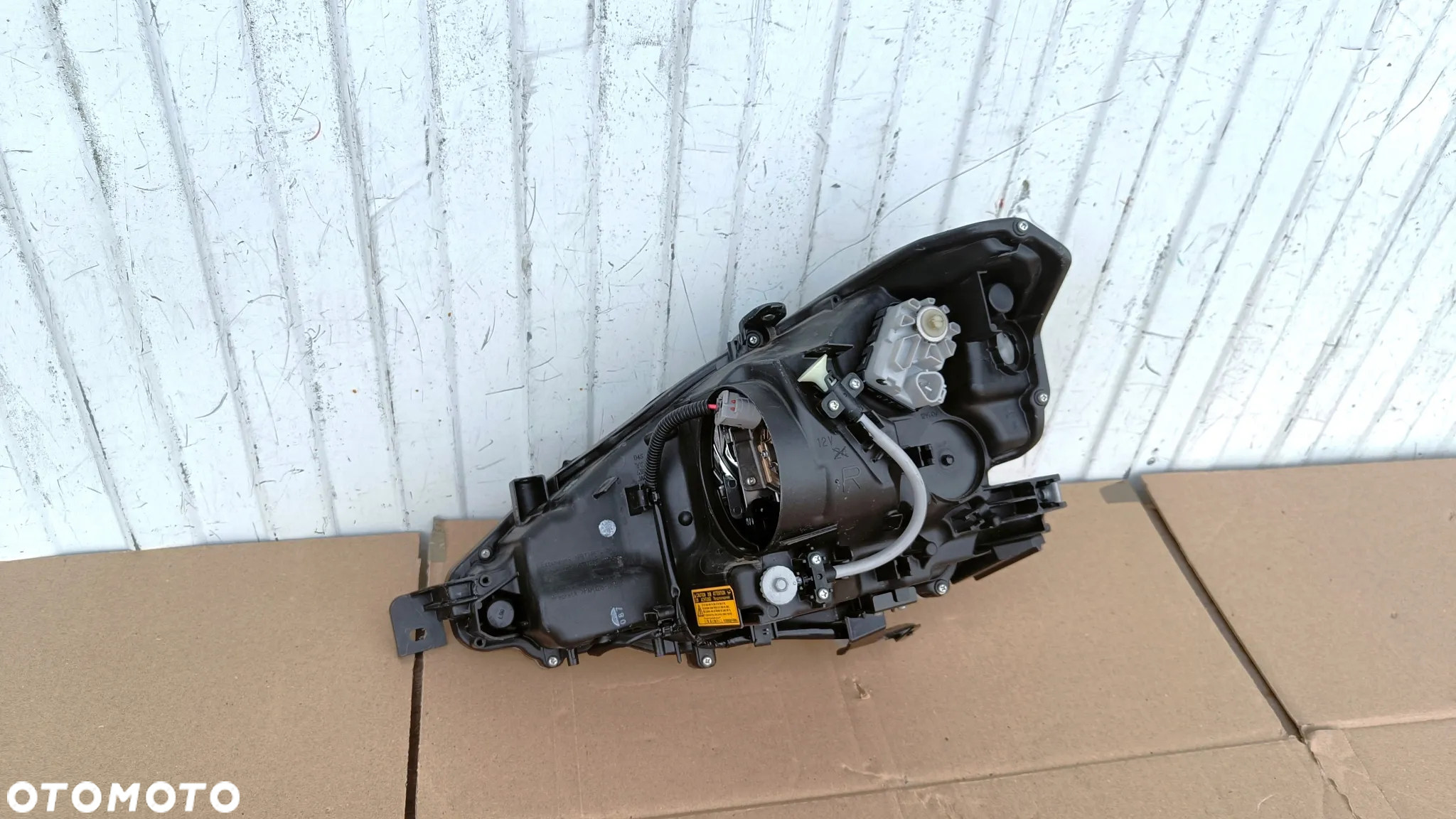 LEXUS IS ISF III XENON LAMPA PRAWA PRZÓD - 4