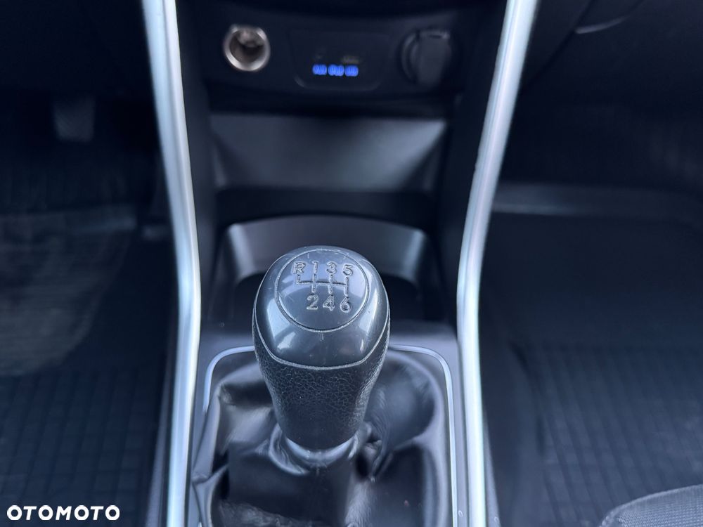 Hyundai i30 - 32