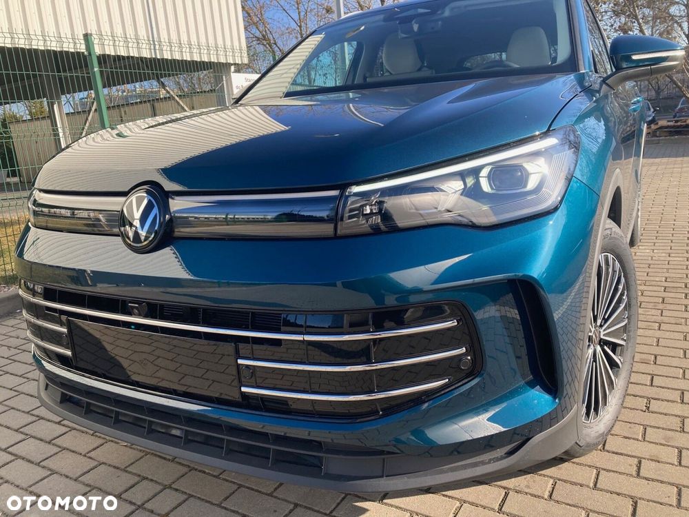 Volkswagen Tiguan - 4