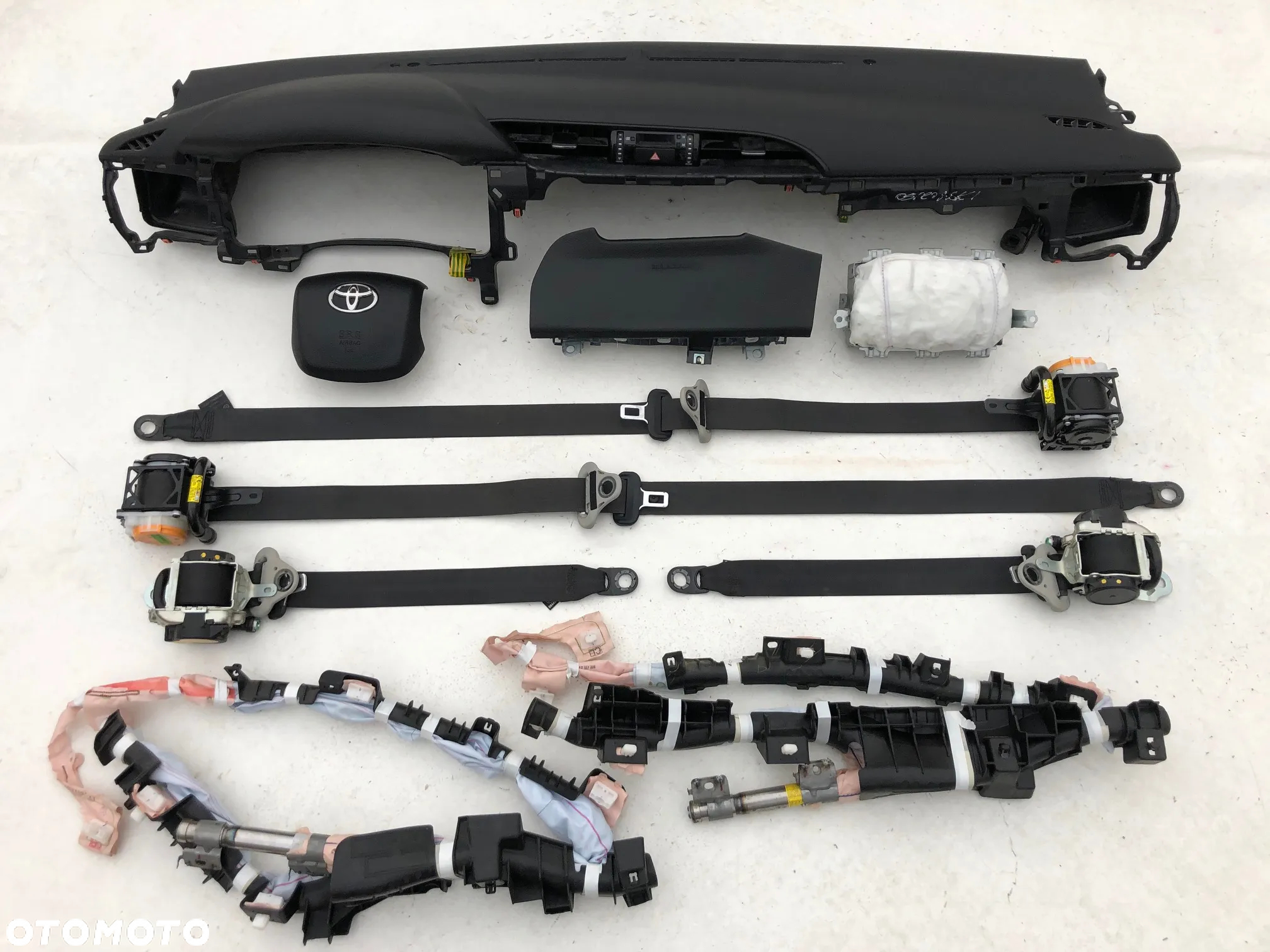 TOYOTA HILUX COROLLA E21 C-HR bZX4 MIRAI RAV4 CAMRY LAND CRUISER  PROACE CROSS AIRBAG SRS AIR BAG KURTYNA KURTYNY PODUSZKA FOTELOWA NAPRAWA REGENERACJA DESKA KONSOLA FOTELA W FOTEL Raz2 PAS PASY USA EU KANADA - 6