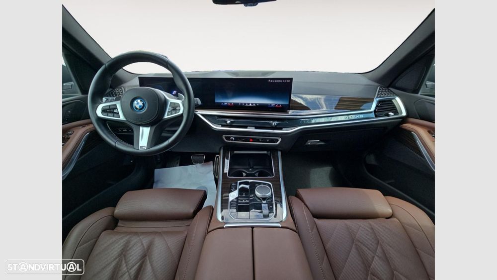 BMW X5 50 e xDrive Edição Desportiva M - 11