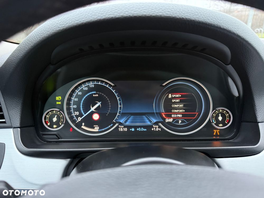 BMW Seria 5 525d Luxury Line - 27