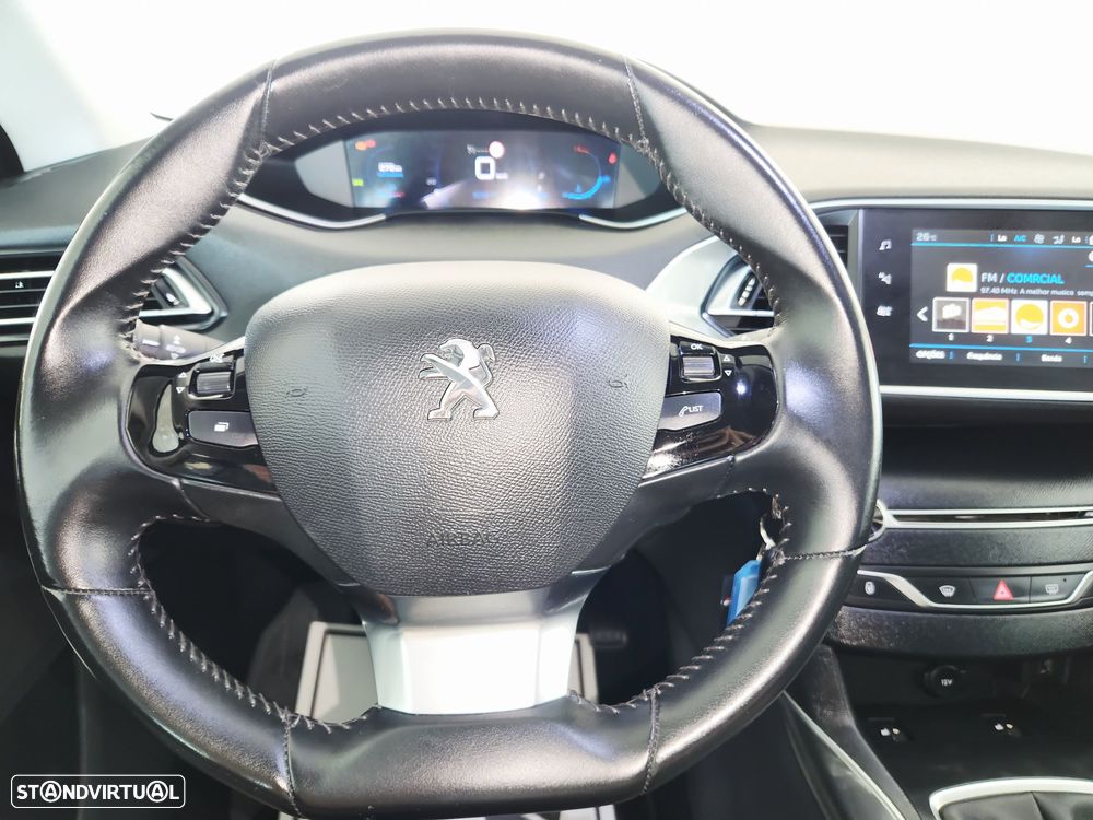 Peugeot 308 SW BlueHDi 130 Allure - 16