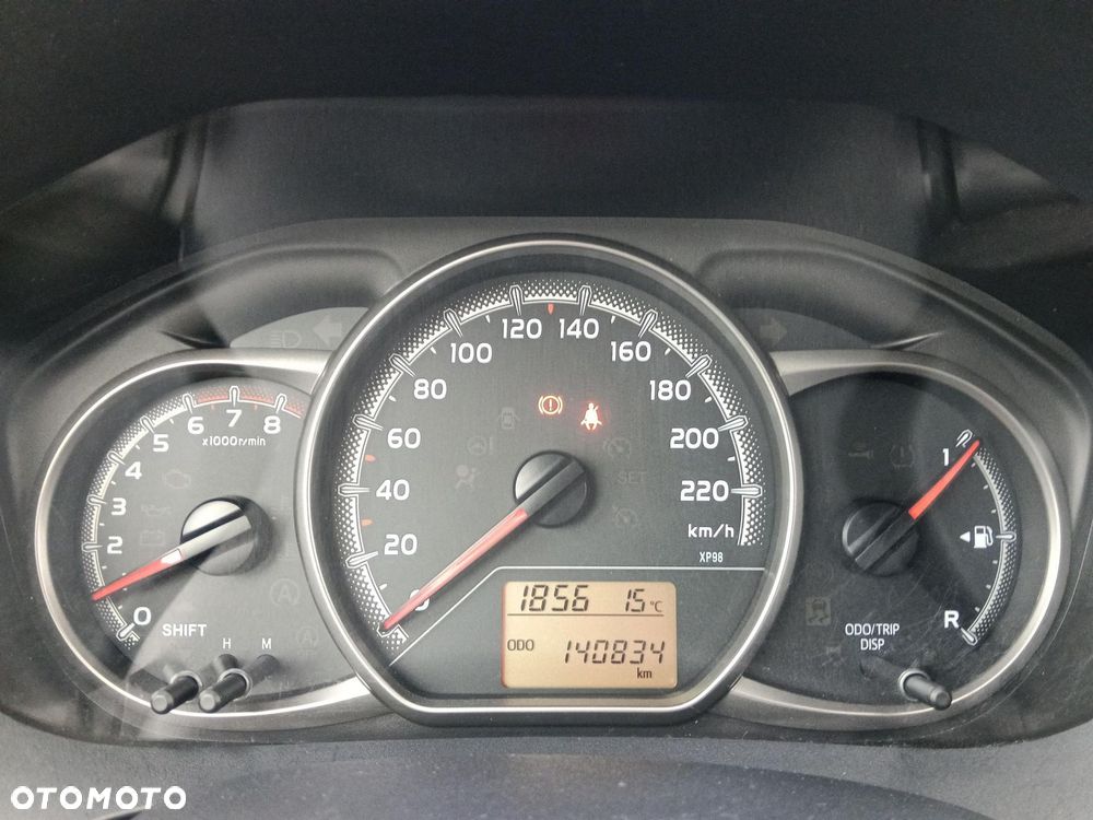 Toyota Yaris 1.0 Active EU6 - 16