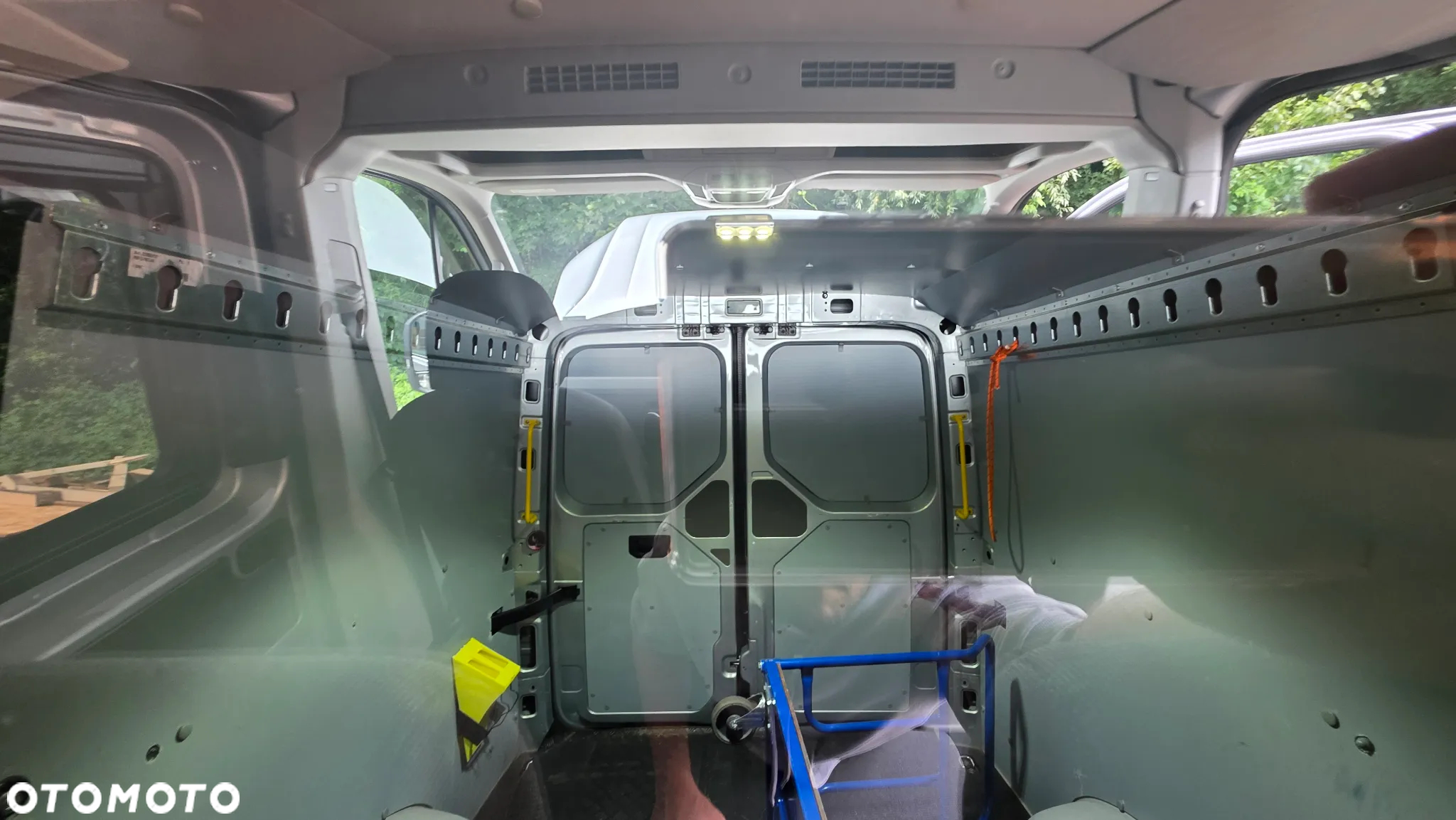 Volkswagen Crafter 35 BiTDI - 19