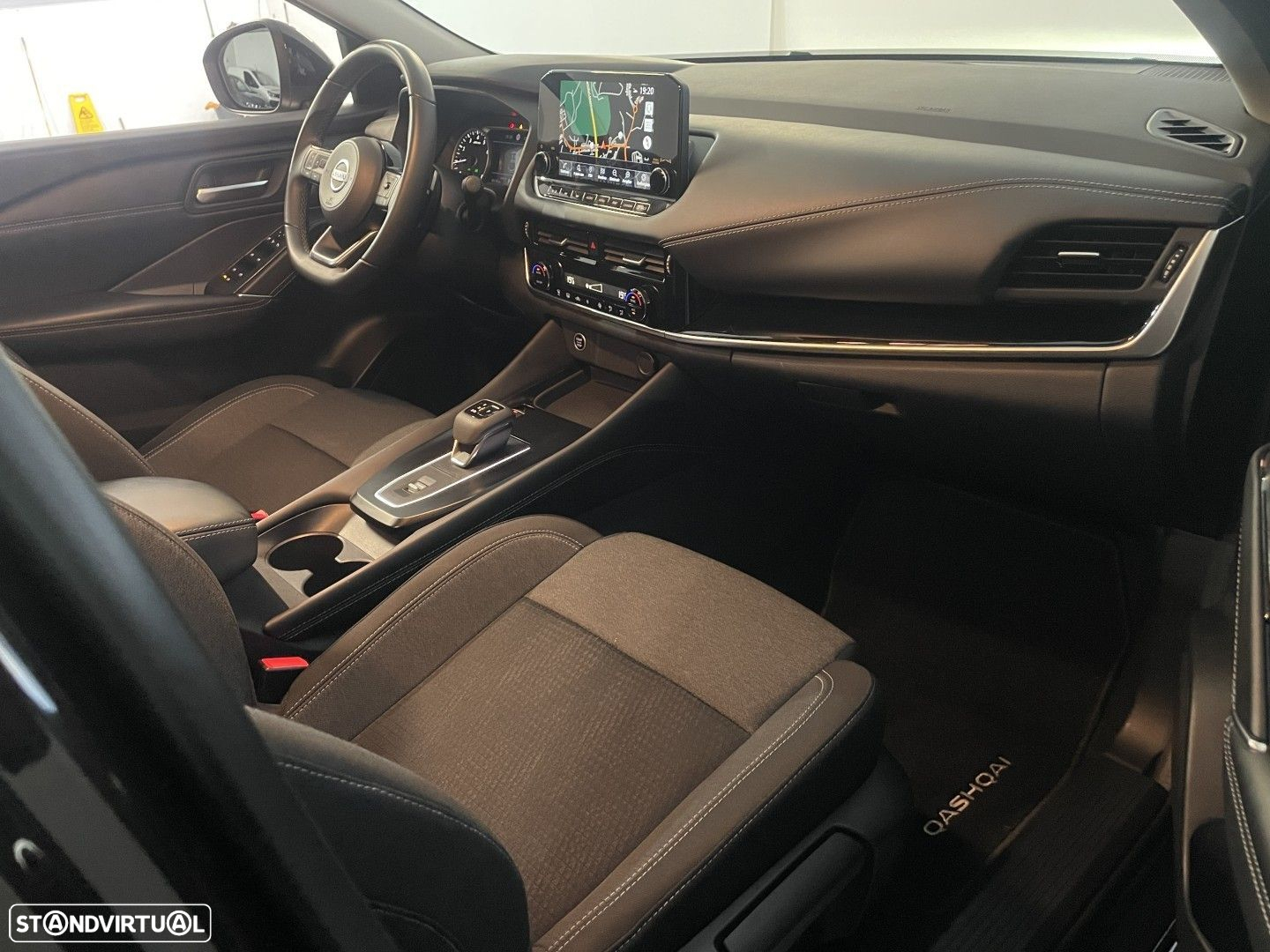 Nissan Qashqai 1.3 DIG-T N-Connecta LED Xtronic - 15