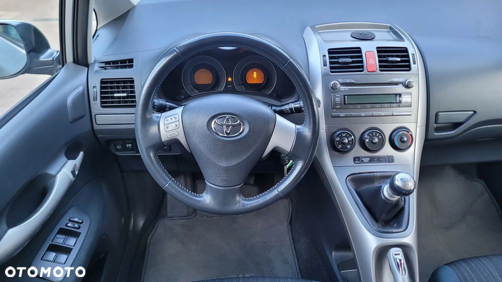 Toyota Auris 2.0 D-4D Edition - 29