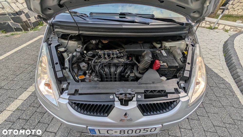Mitsubishi Colt 1.5 Invite - 30