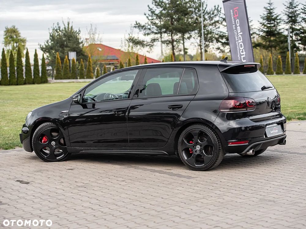 Volkswagen Golf 2.0 GTI - 14