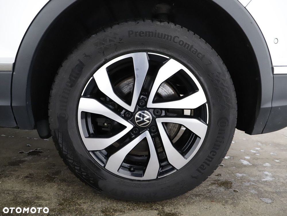 Volkswagen Tiguan - 28