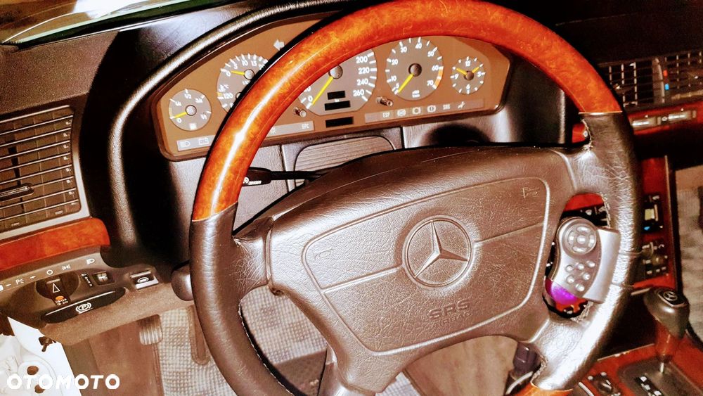 Mercedes-Benz CL - 13