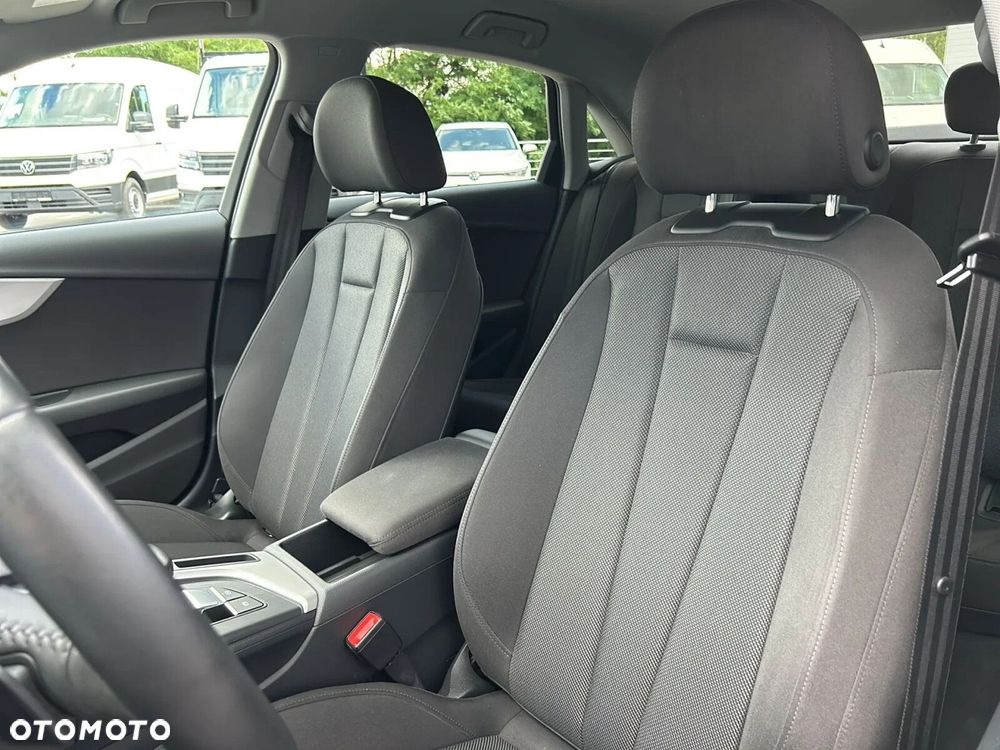 Audi A4 Limousine 35 TFSI S tronic - 8