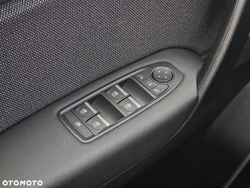 Renault Captur - 13