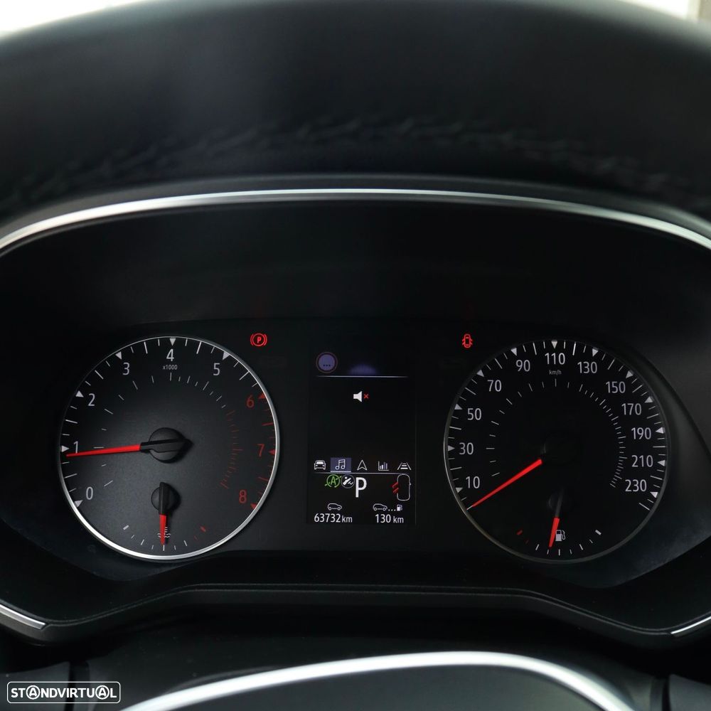 Renault Clio 1.0 TCe Limited CVT - 18