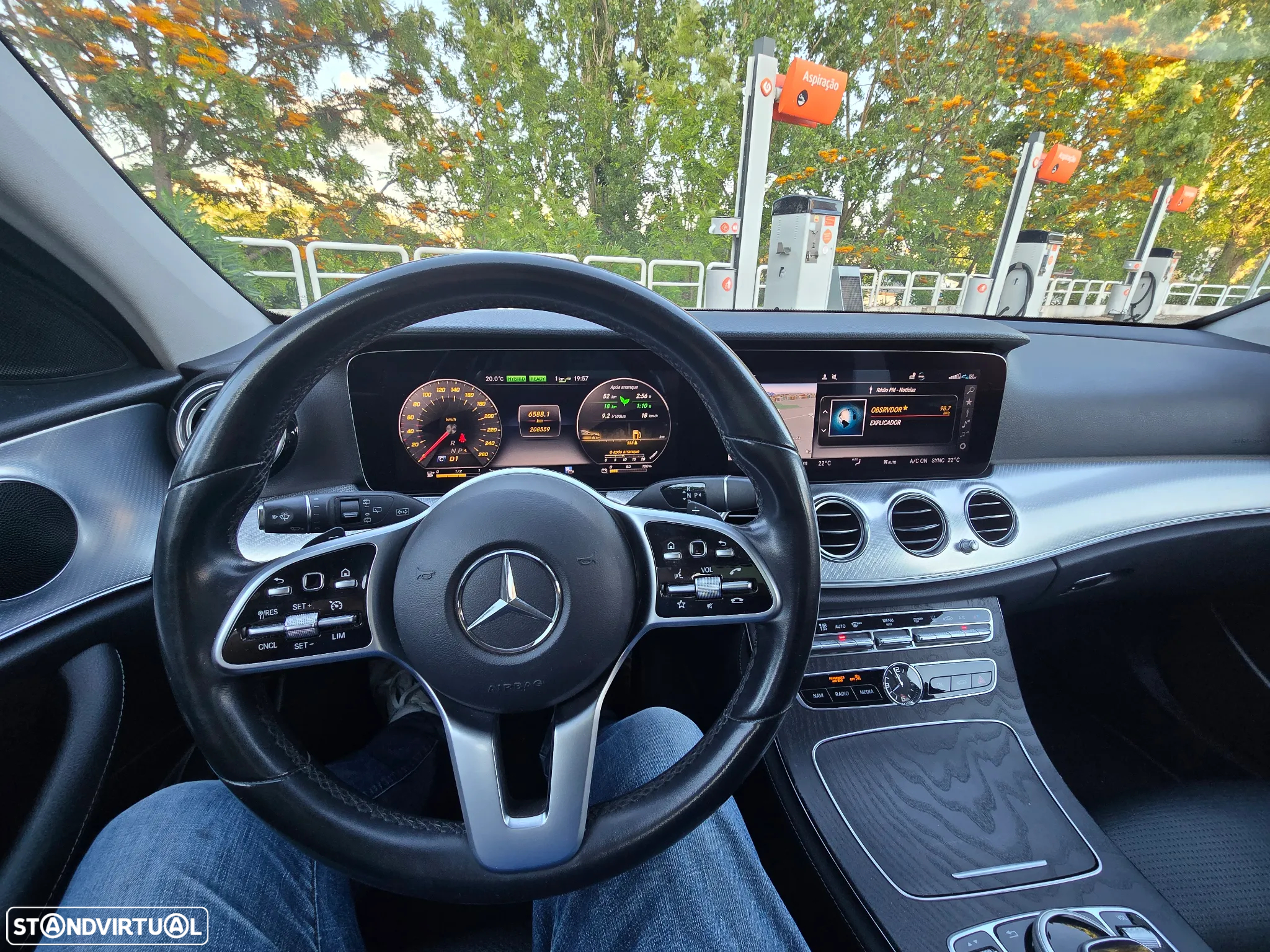 Mercedes-Benz E 300 de Avantgarde - 14