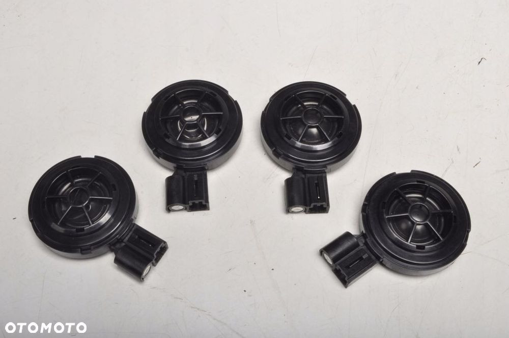 AUDI Q3 LIFT 2018R GŁOŚNIKI NAGŁOSNIENIE BOSE - 13