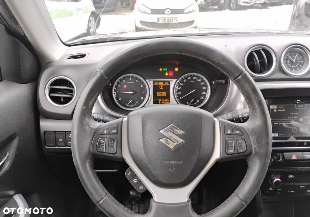 Suzuki Vitara - 12