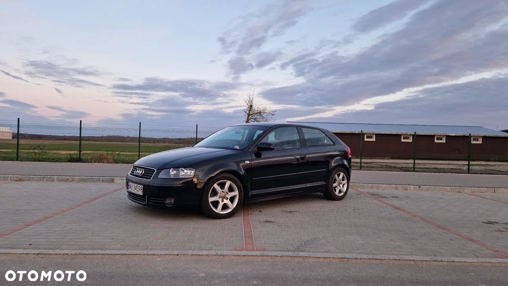 Audi A3 3-drzwiowe 1.6 Ambition - 2