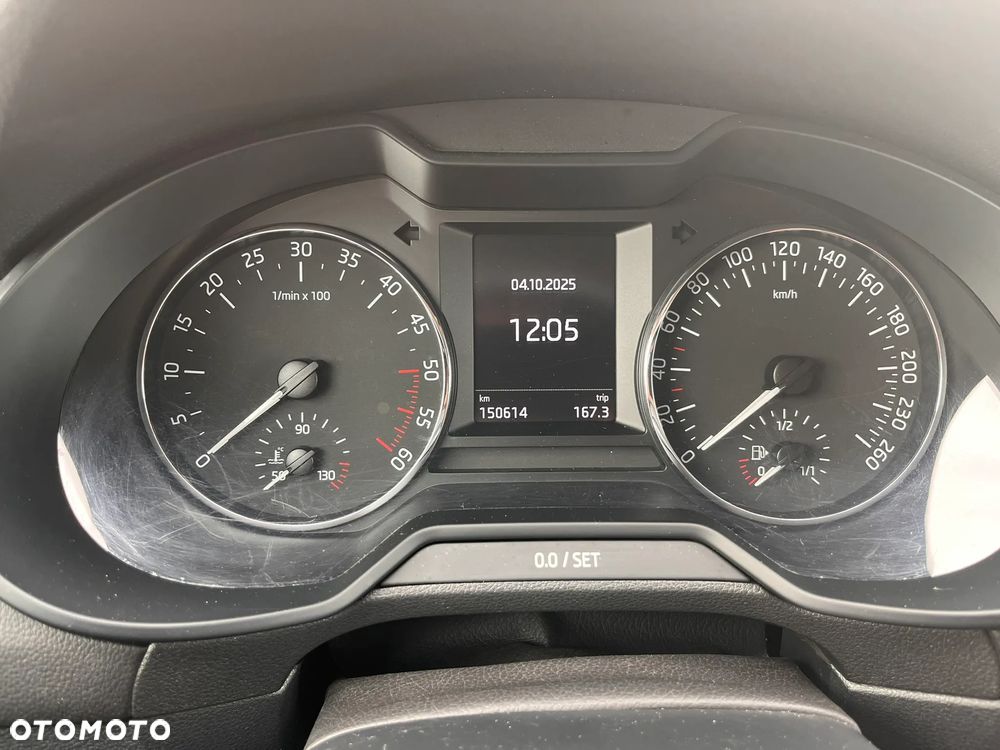 Skoda Octavia 2.0 TDI Ambition DSG - 2